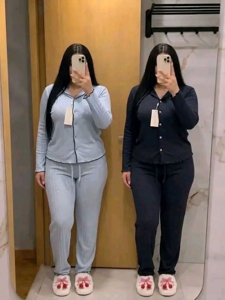 بيجامة أنيقة وناعمة
